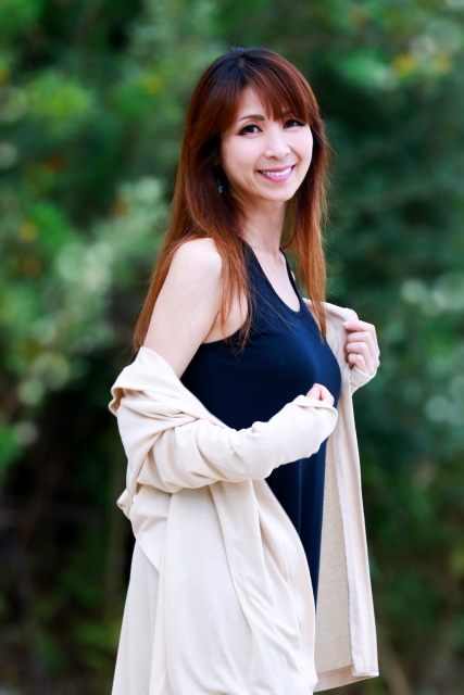 上戸彩M,1グランプリ2019の黄色い衣装(ドレス)ブランド名や